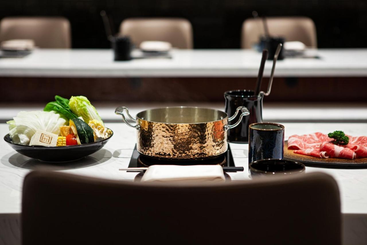Ambassador Hotel Hsinchu Zewnętrze zdjęcie A pot of consommé