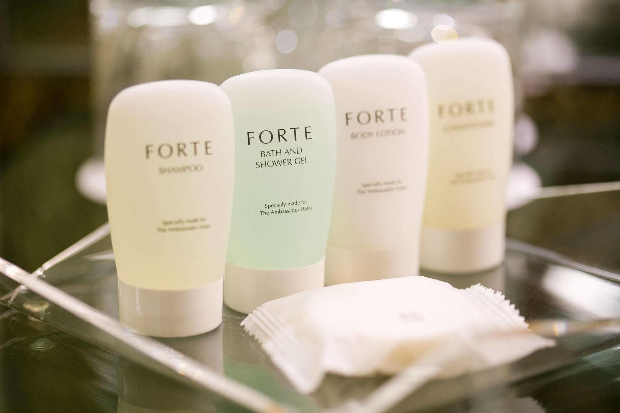 Ambassador Hotel Hsinchu Zewnętrze zdjęcie Forte Bath and Shower Gel
